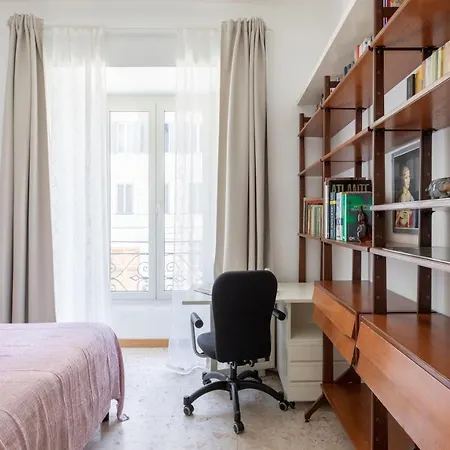 Piazza Del Popolo Refined Apartament